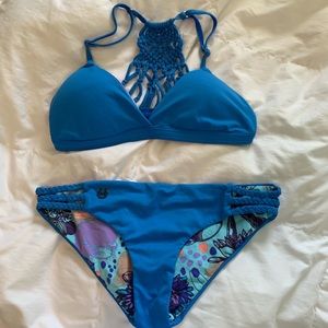 Maaji reversible bikini set - Size M